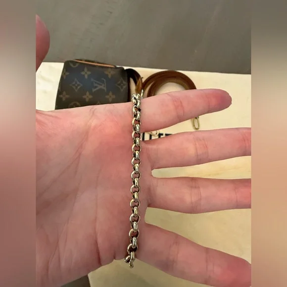 Louis Vuitton Monogram Eva - Picture 7 of 11